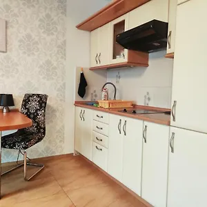 Klonowa Kołobrzeg